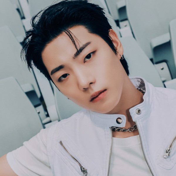 Popular profile image of E-TION (ONF) selected by votes