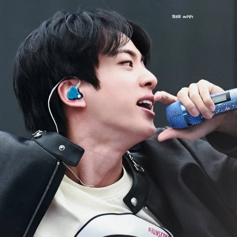 A moment captured by Jin (BTS)'s fan