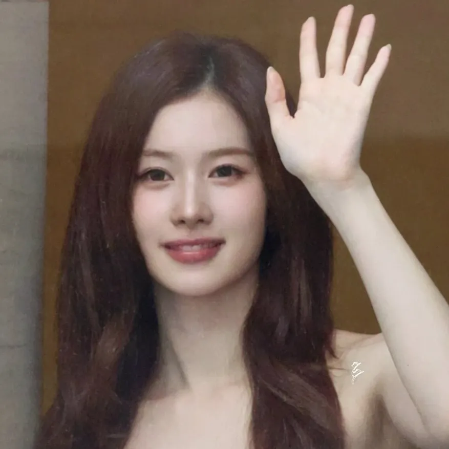 Sana (TWICE)的幕後花絮