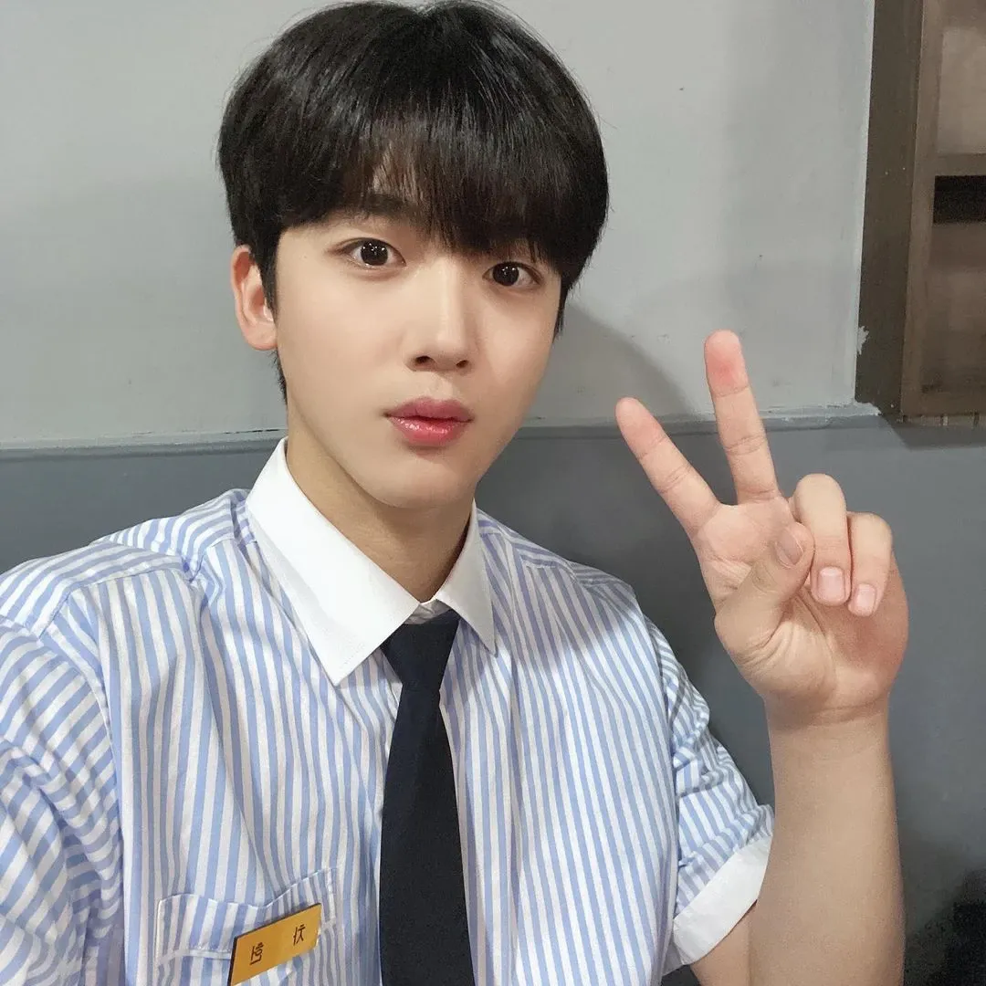 Behind-the-scenes cut of Kim Yohan (WEi)