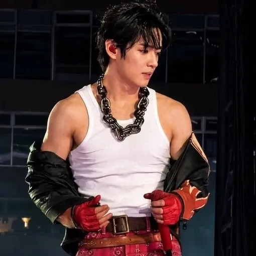 Behind-the-scenes cut of V (BTS)