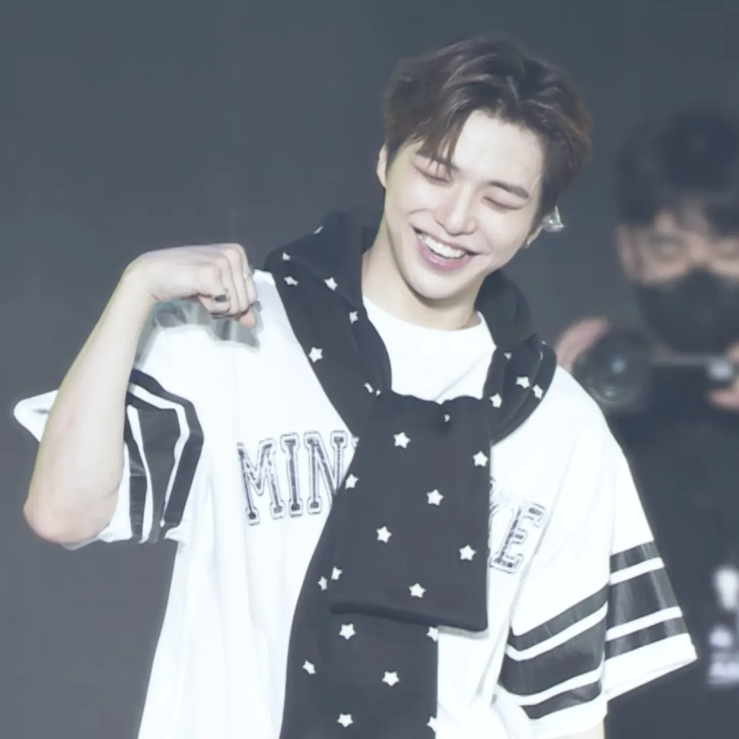 강다니엘의 비하인드 컷