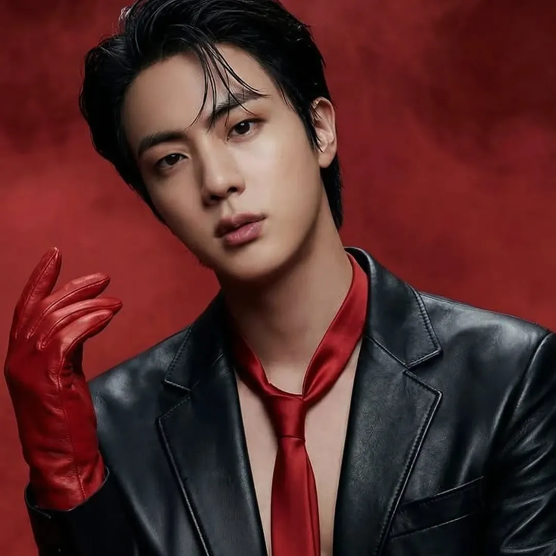 Latest photo of Jin (BTS)
