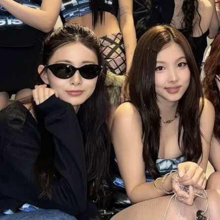 Foto aktivitas terbaru Tzuyu (TWICE)