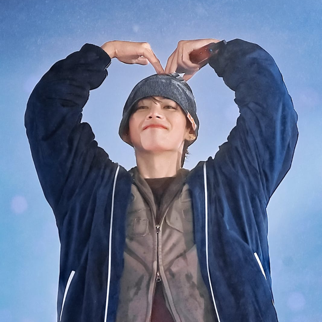 Foto terbaru V (BTS)