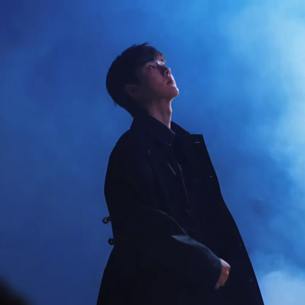 Foto aktivitas terbaru Sehun (EXO)