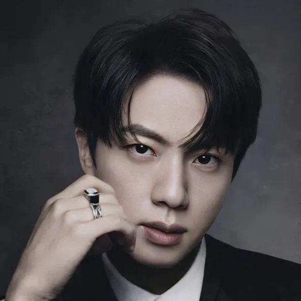 진 (방탄소년단)의 비하인드 컷