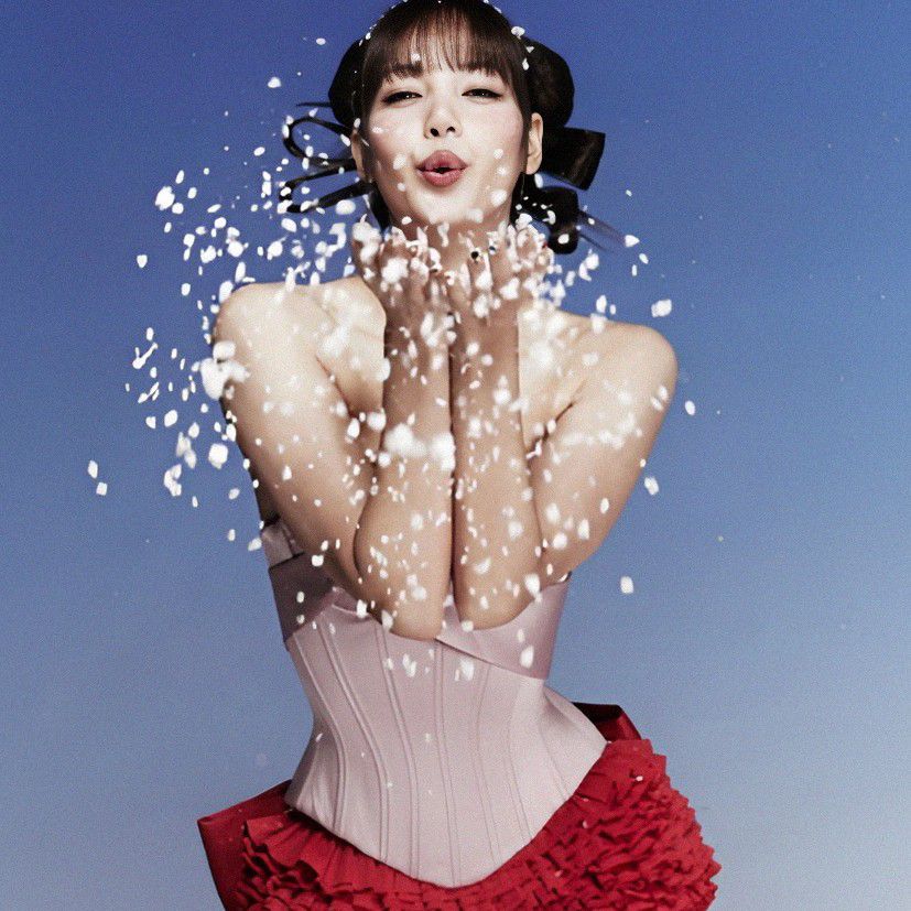 Lisa (BLACKPINK)的幕後花絮