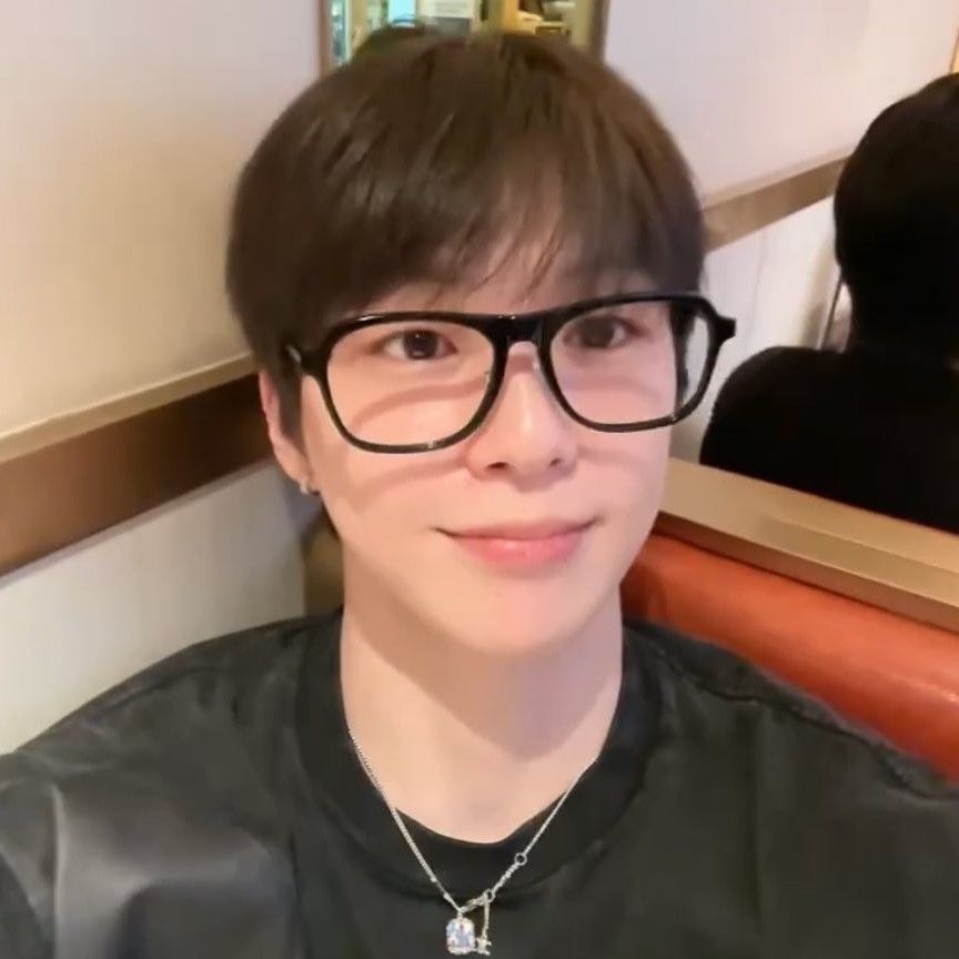 강다니엘 최근 활동샷