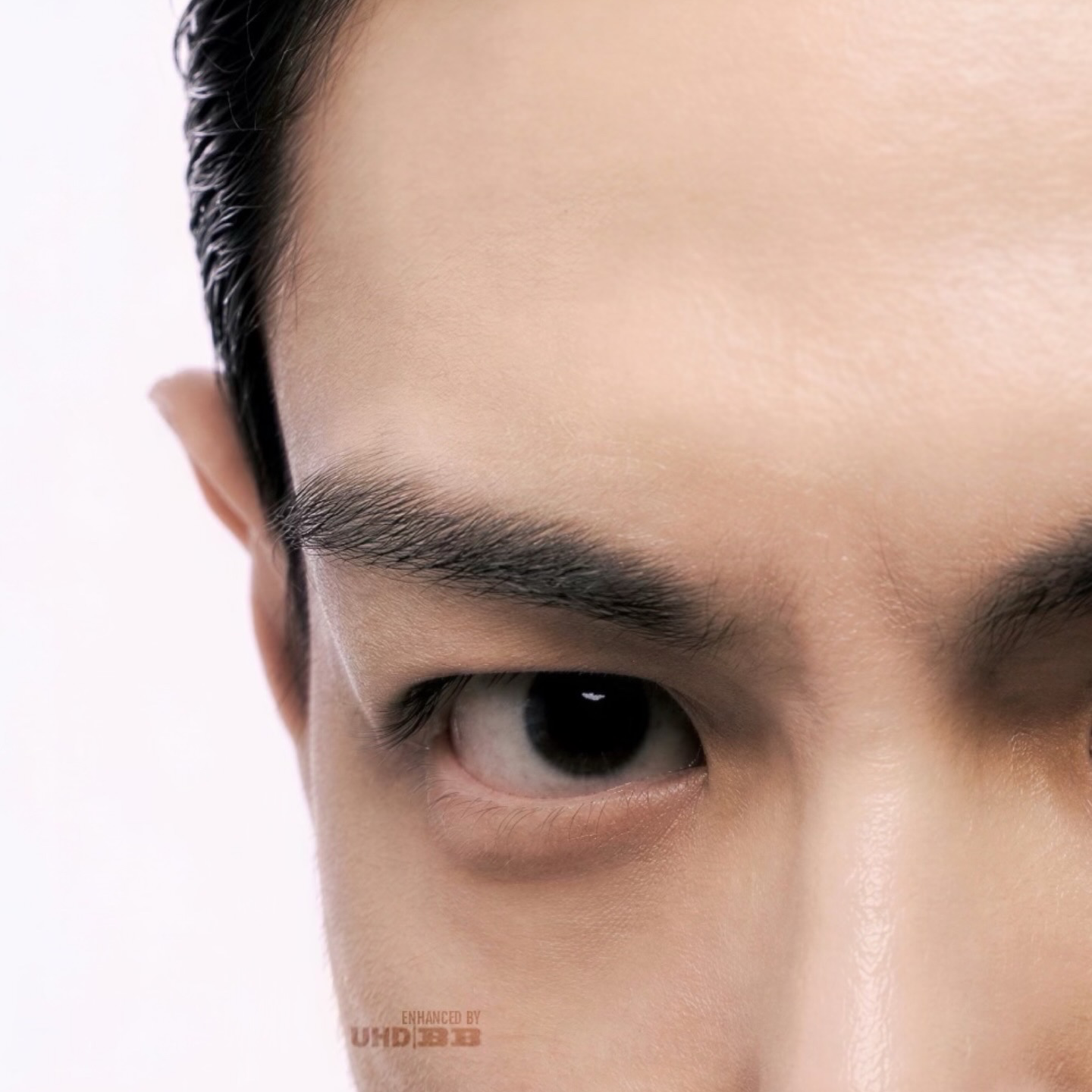 Behind-the-scenes cut of T.O.P