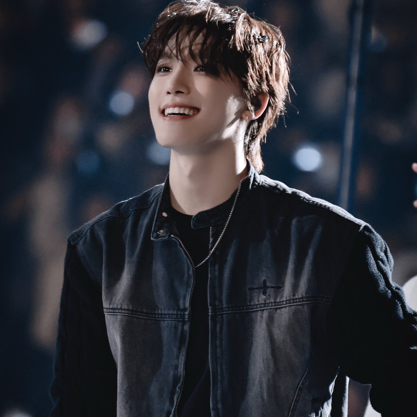 A moment captured by Dino (SEVENTEEN)'s fan