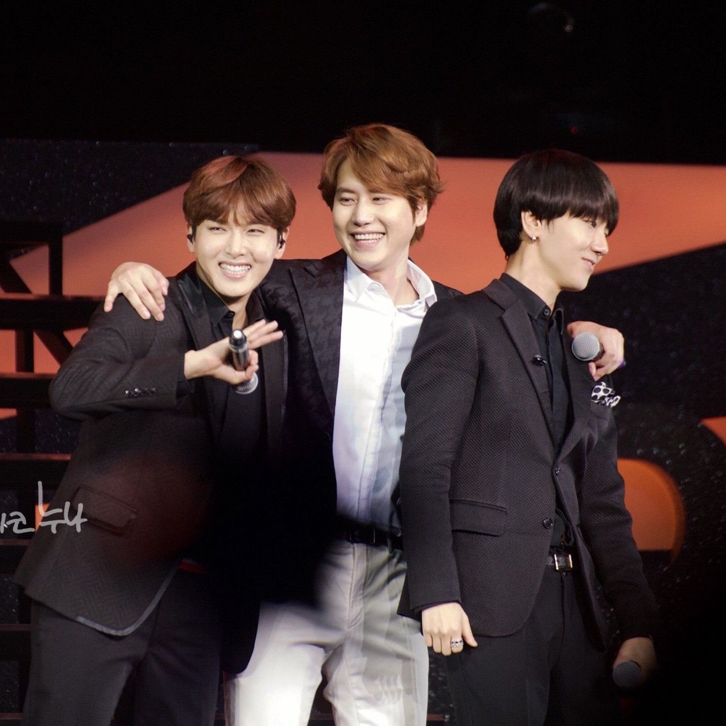 Foto aktivitas terbaru Super Junior