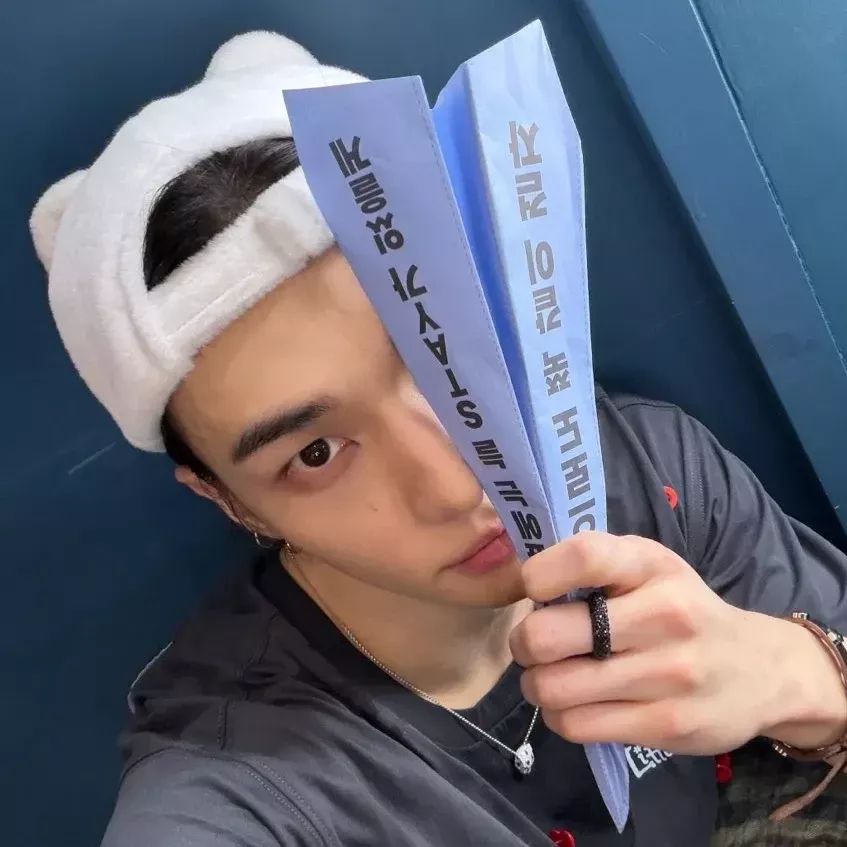 A moment captured by Hyunjin (Stray Kids)'s fan