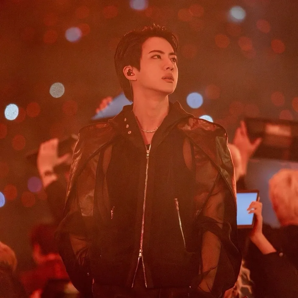 Potret di balik layar Jin (BTS)