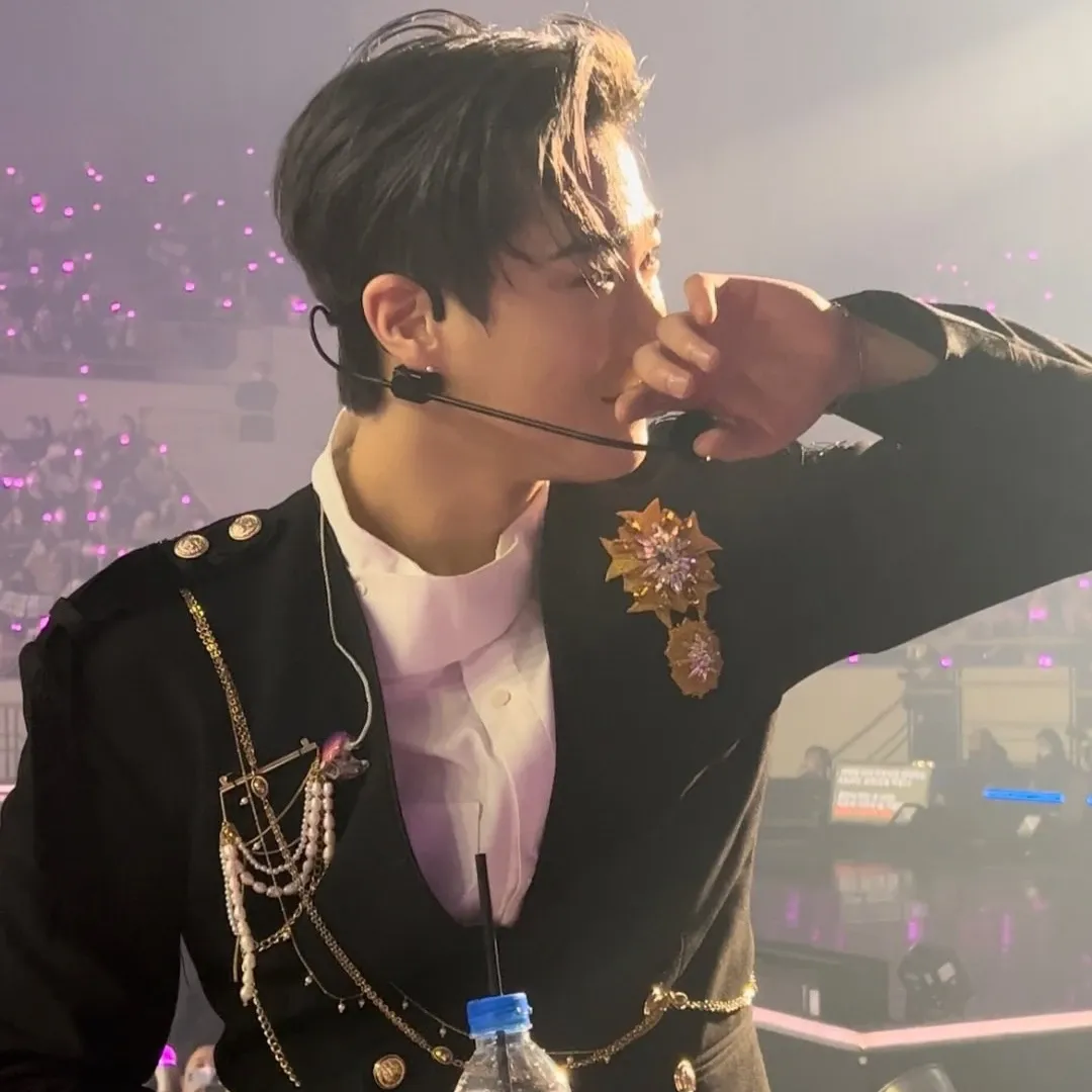 아스트로 최근 활동샷