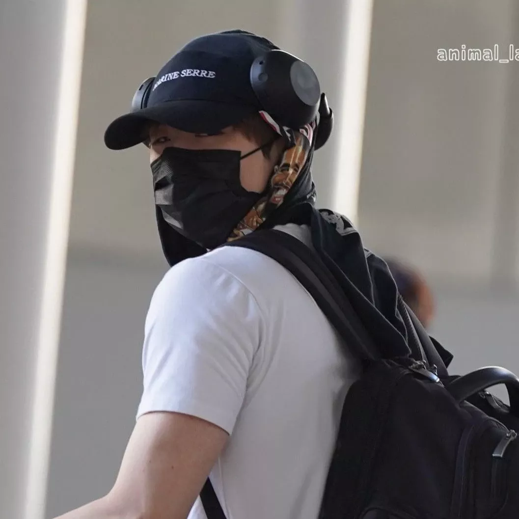 강다니엘의 비하인드 컷