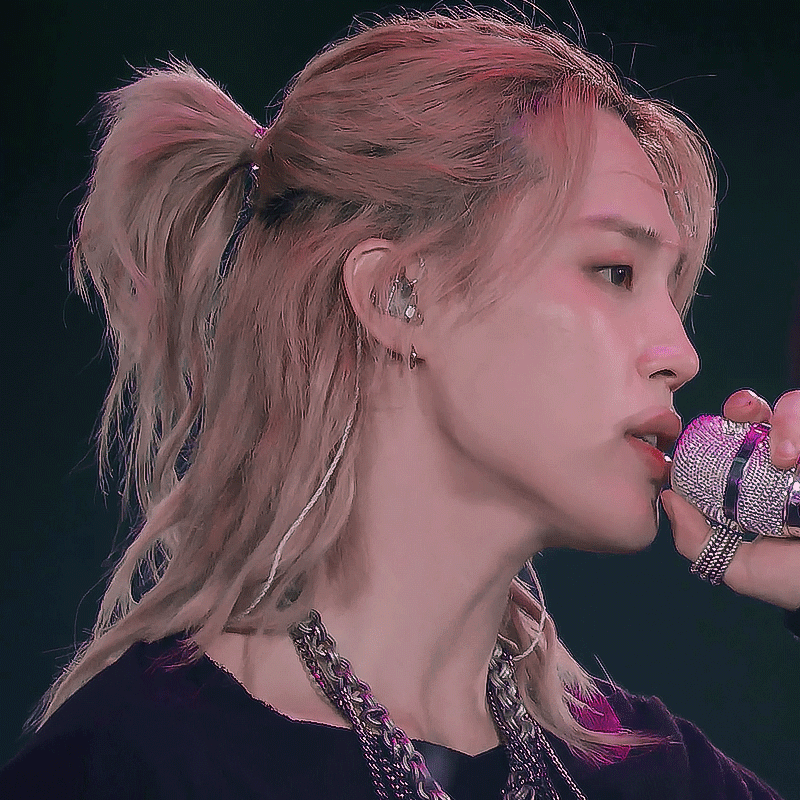 Foto aktivitas terbaru Jimin (BTS)