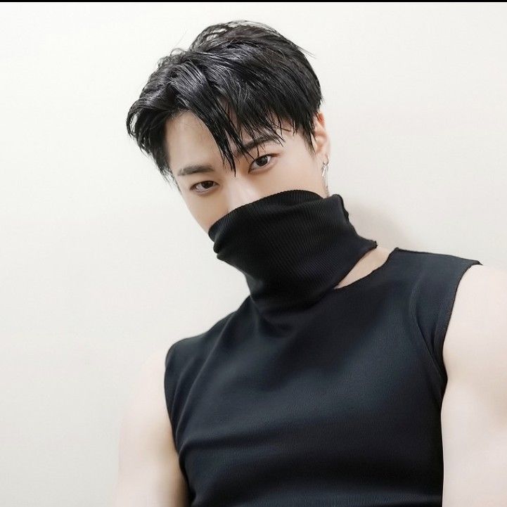 Latest photo of Moonbin (ASTRO)