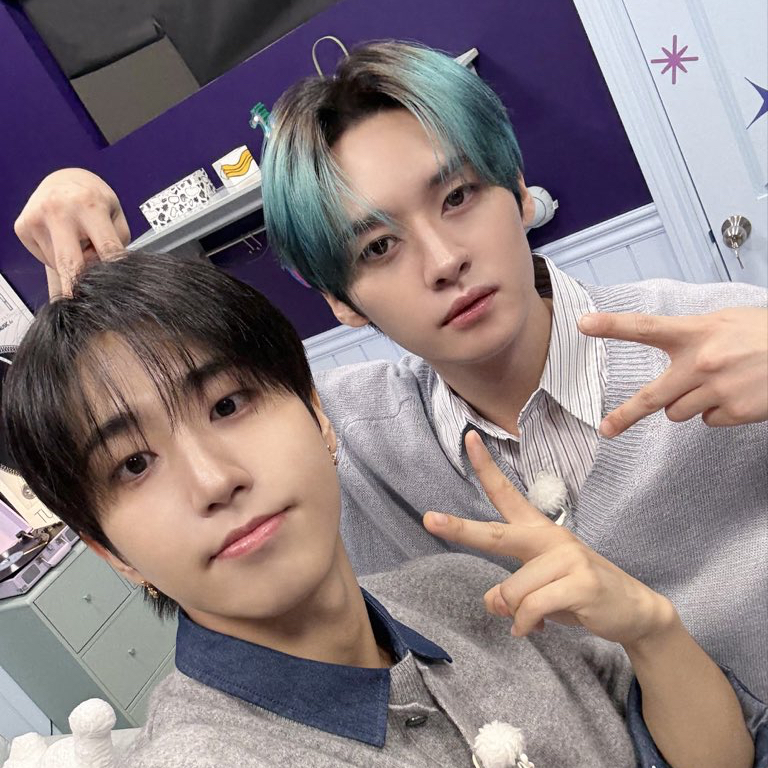 Latest photo of Lee Know (Stray Kids)