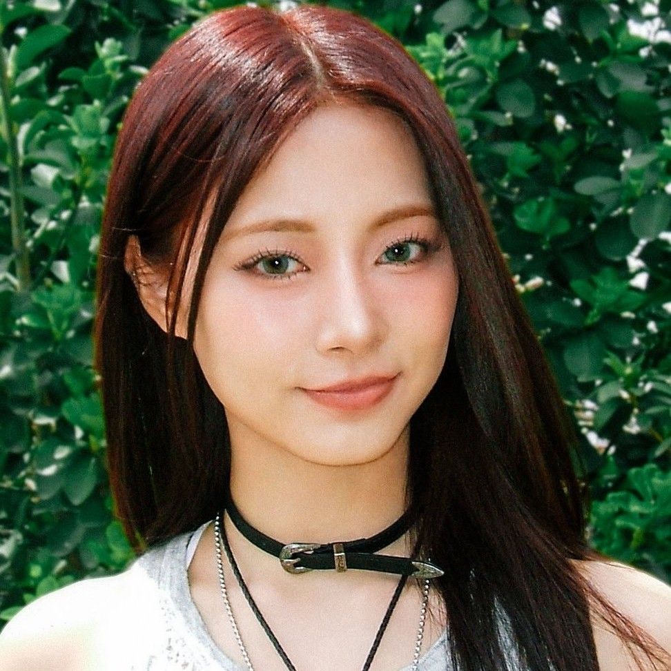 Foto aktivitas terbaru Tzuyu (TWICE)