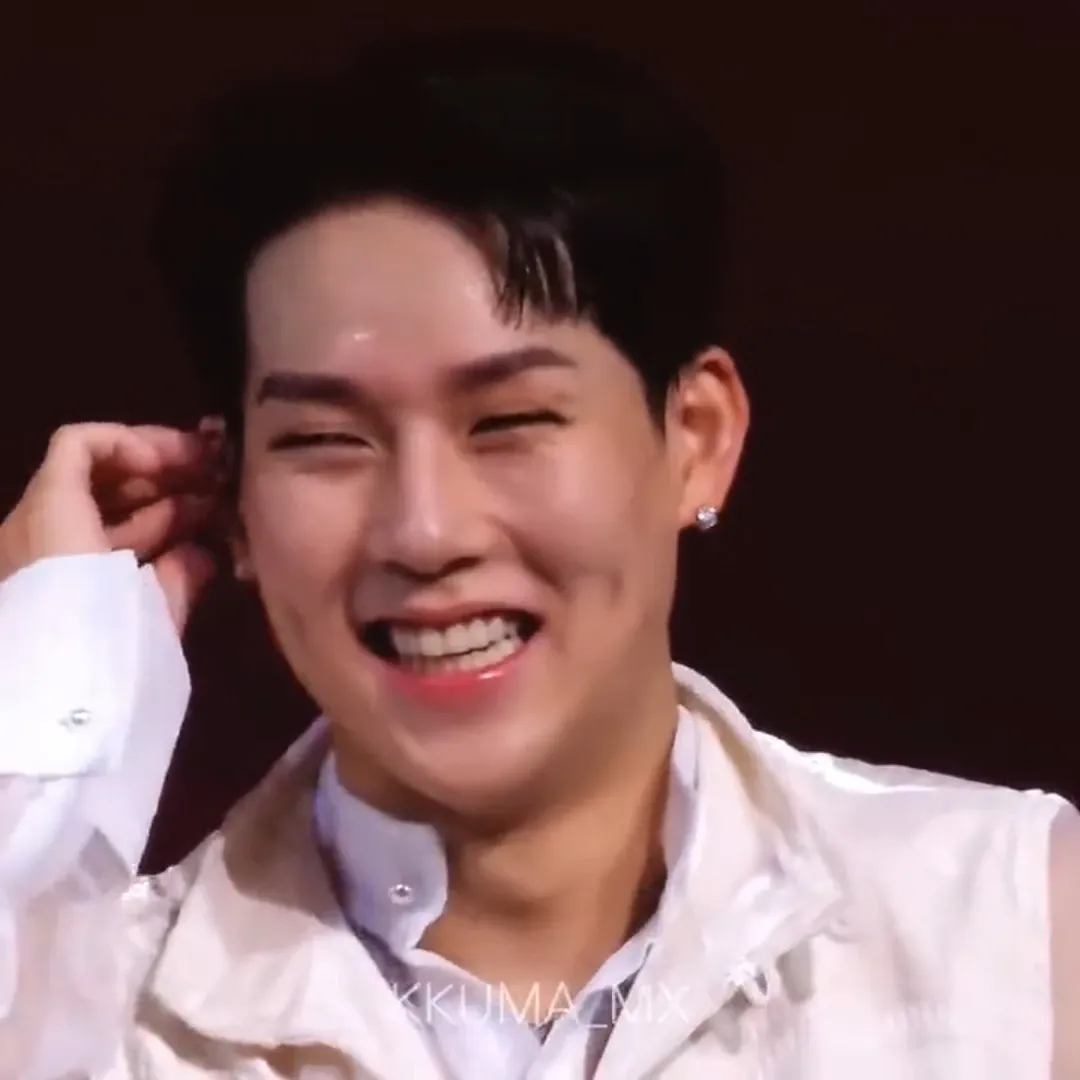 Behind-the-scenes cut of Joohoney (MONSTA X)