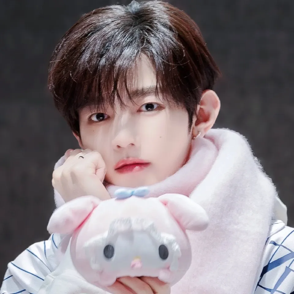 章昊的最新照片