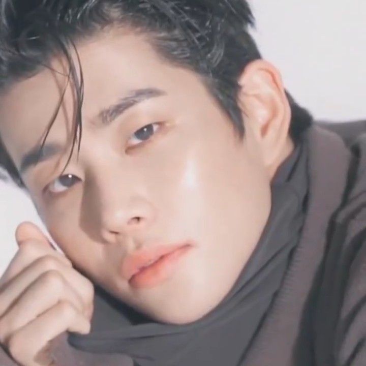 Behind-the-scenes cut of MJ (ASTRO)