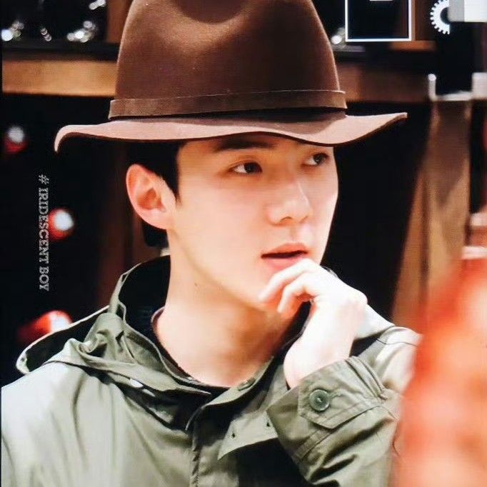 세훈 (EXO)의 비하인드 컷