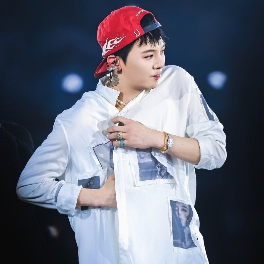 Recent activity shot of G-DRAGON (BIGBANG)