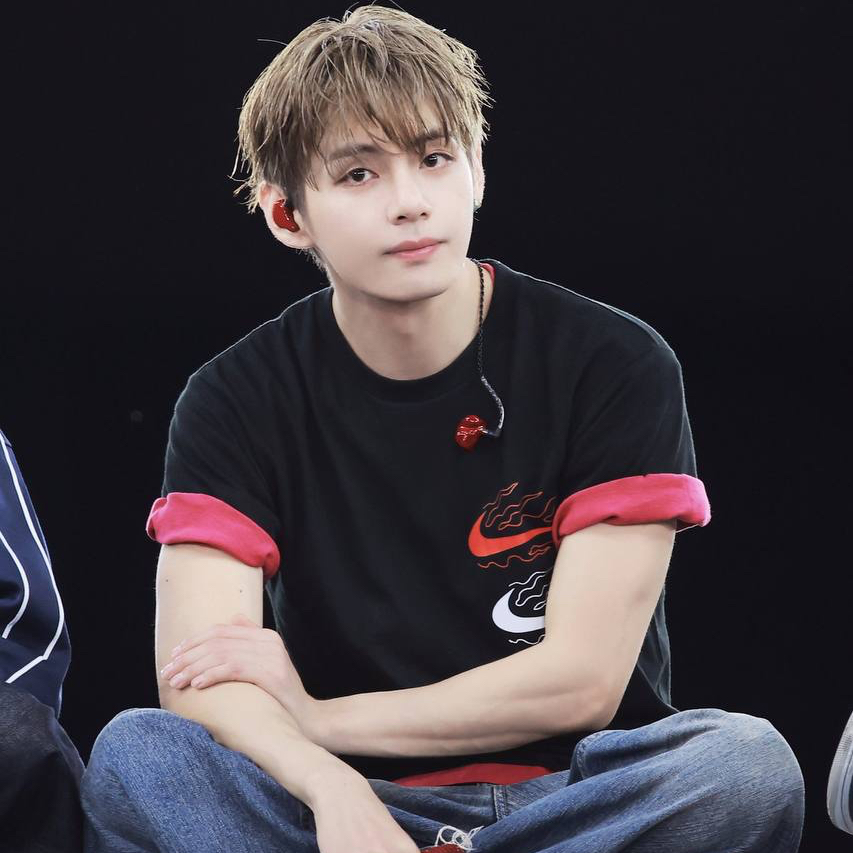 Momen yang diabadikan oleh penggemar V (BTS)