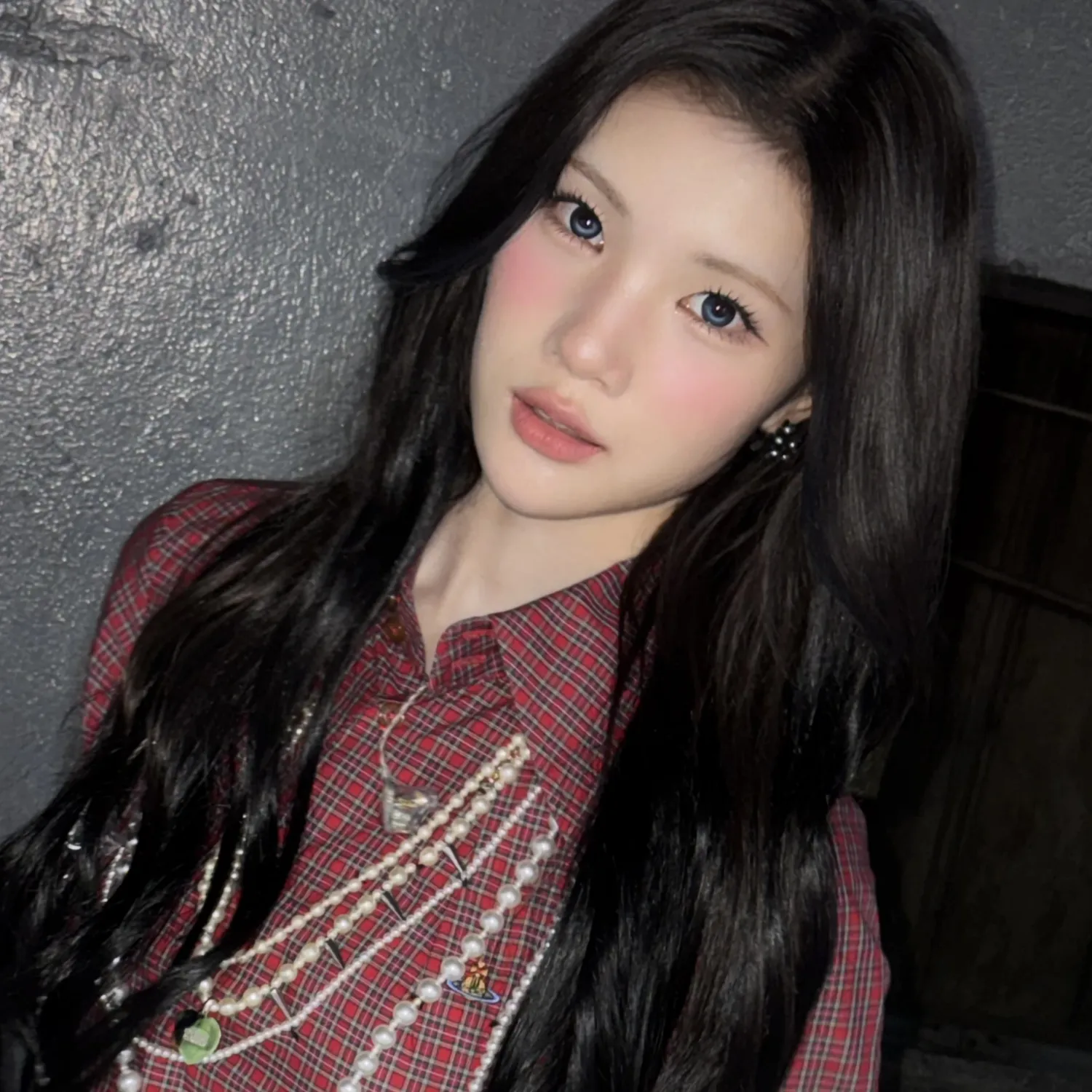 A moment captured by Juun (Hearts2Hearts)'s fan