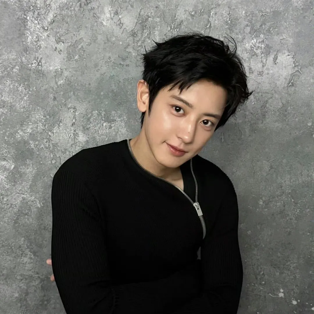 Momen yang diabadikan oleh penggemar Chanyeol (EXO)