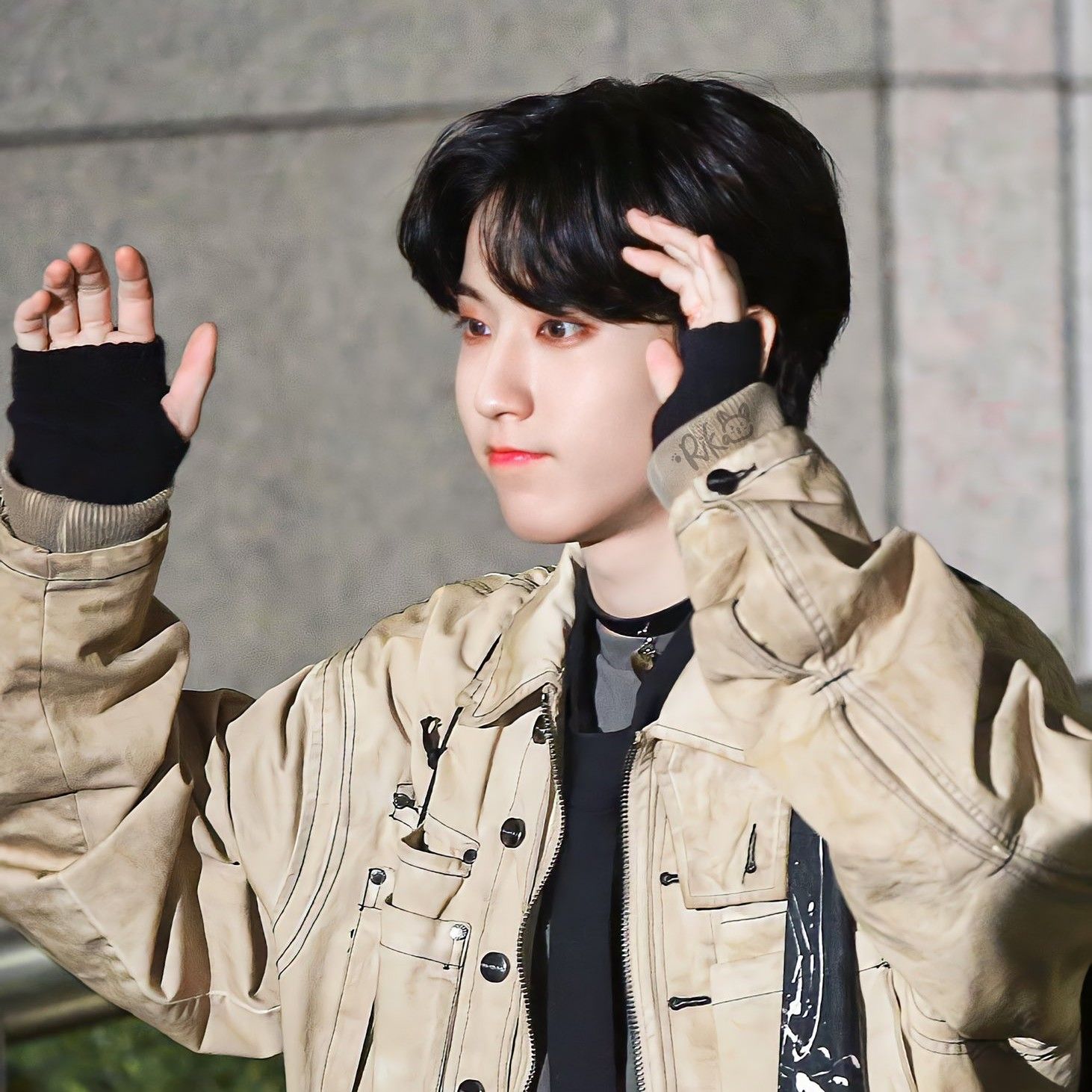 Behind-the-scenes cut of HAN (Stray Kids)