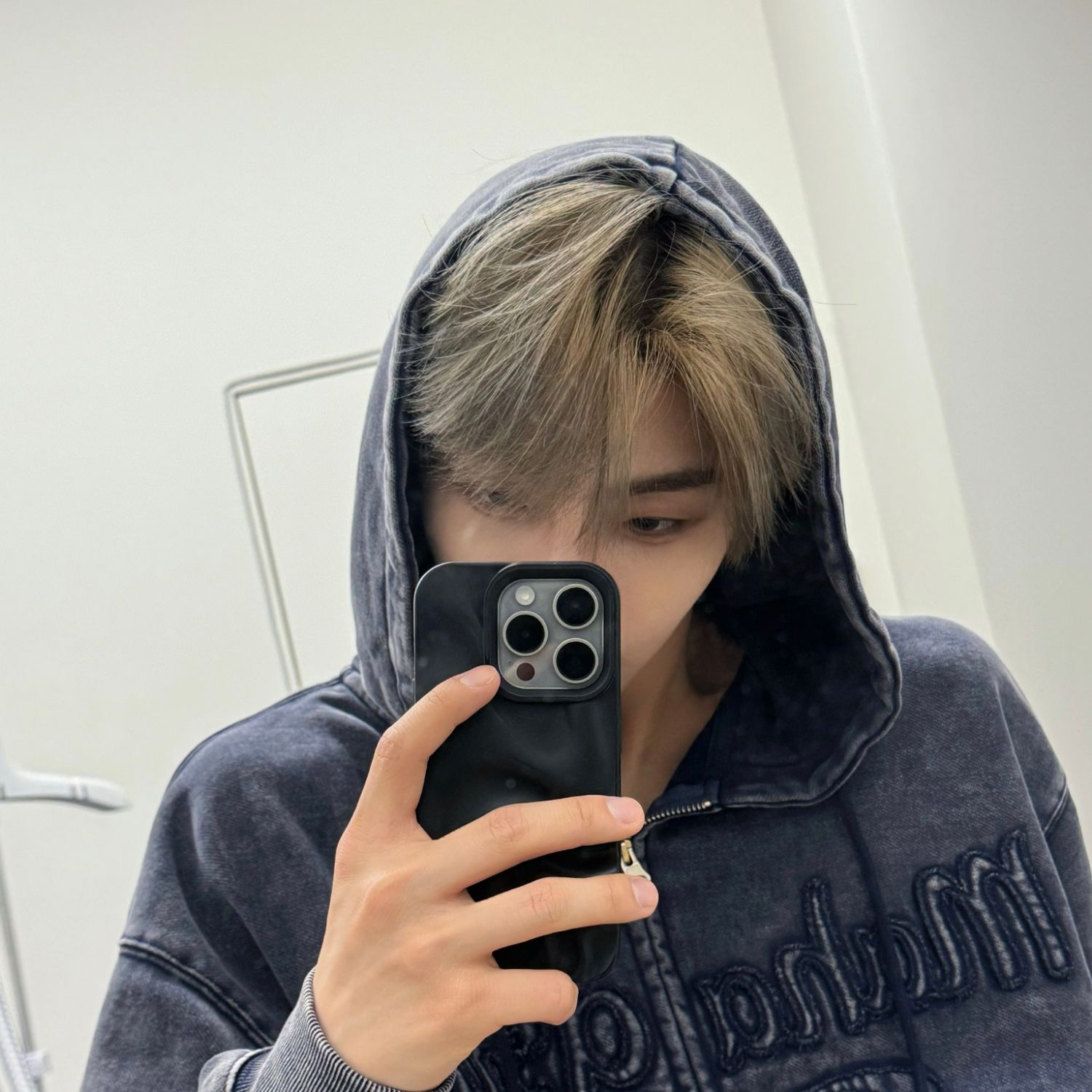 Latest photo of He Xinlong (ALPHA DRIVE ONE)