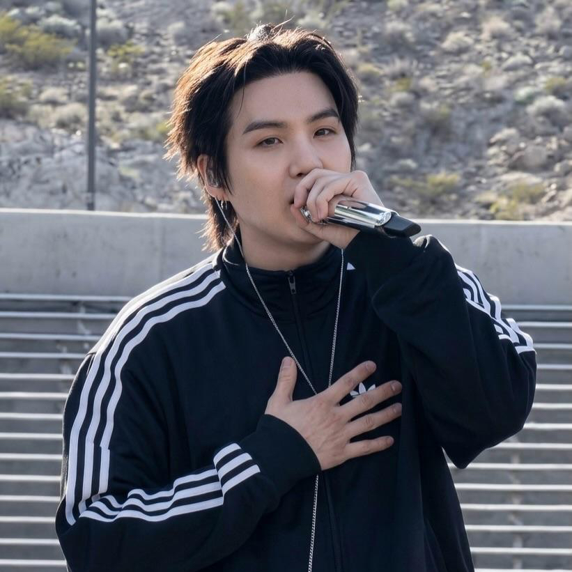 Potret di balik layar SUGA (BTS)