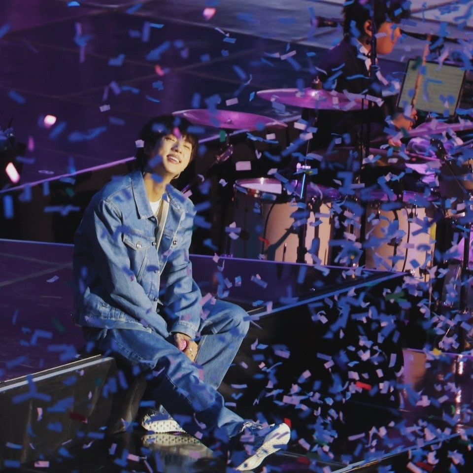 Potret di balik layar Jin (BTS)