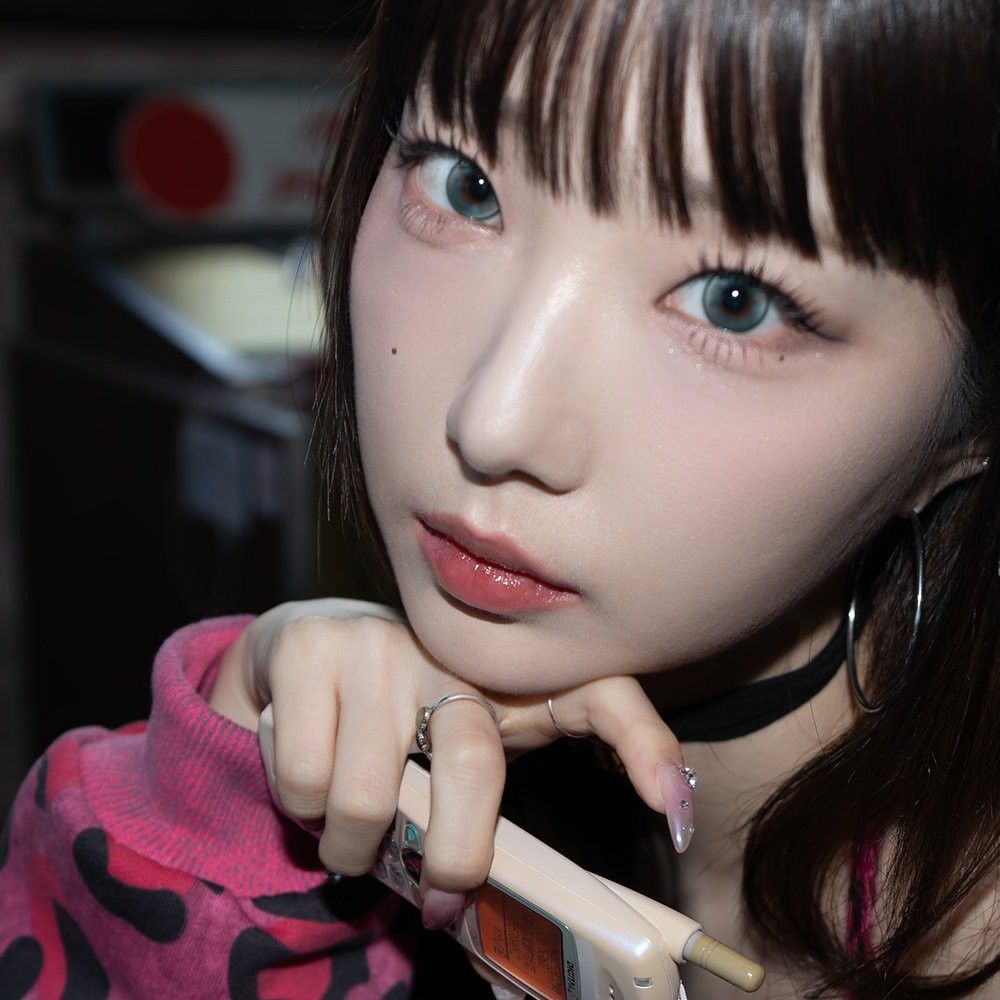 Behind-the-scenes cut of Loossemble