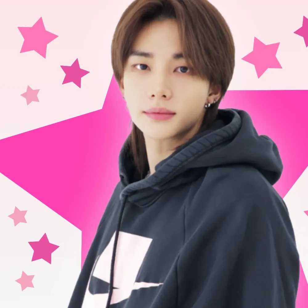 Must-see popular post of 현진 (Stray Kids), your favorite