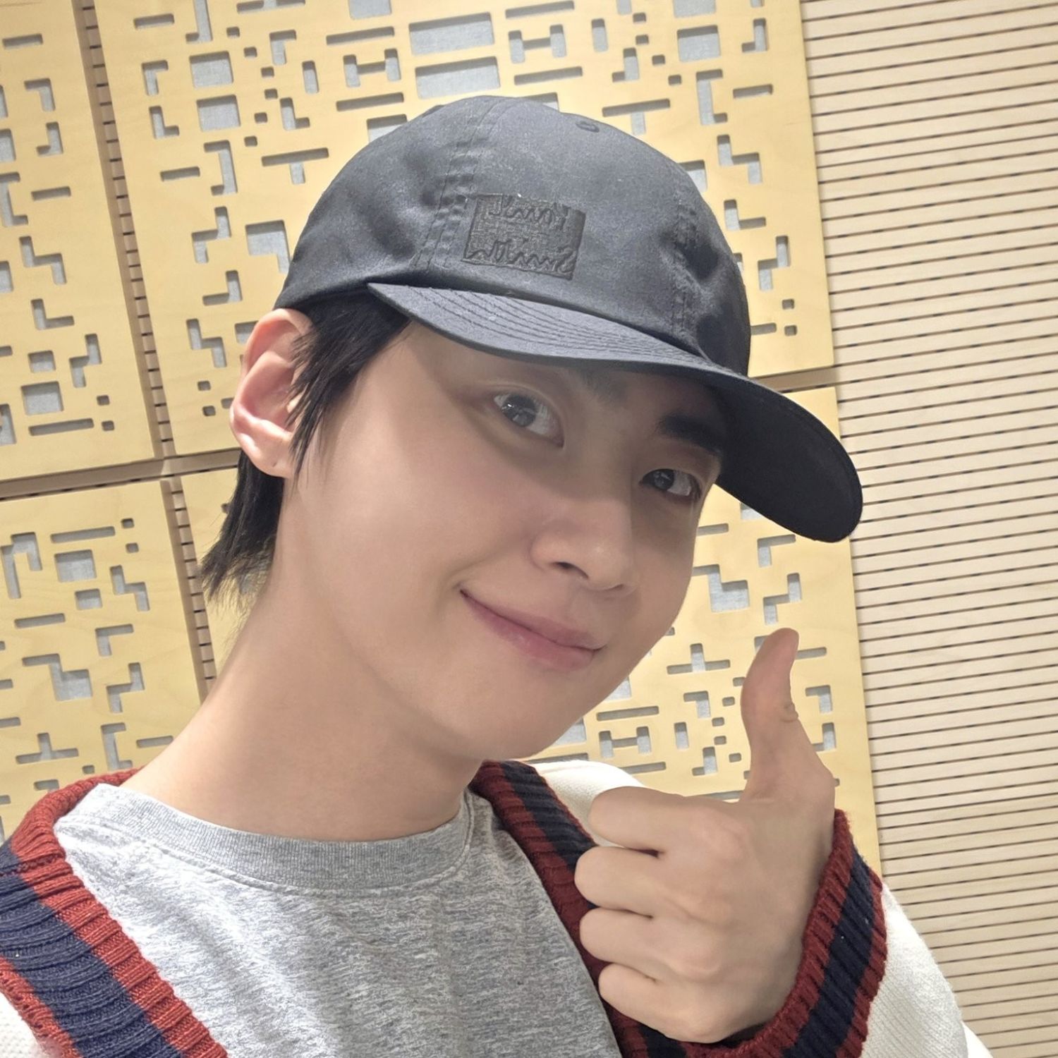 Behind-the-scenes cut of Lee Jinhyuk