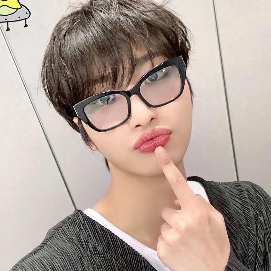 Recent activity shot of Seonghwa (ATEEZ)