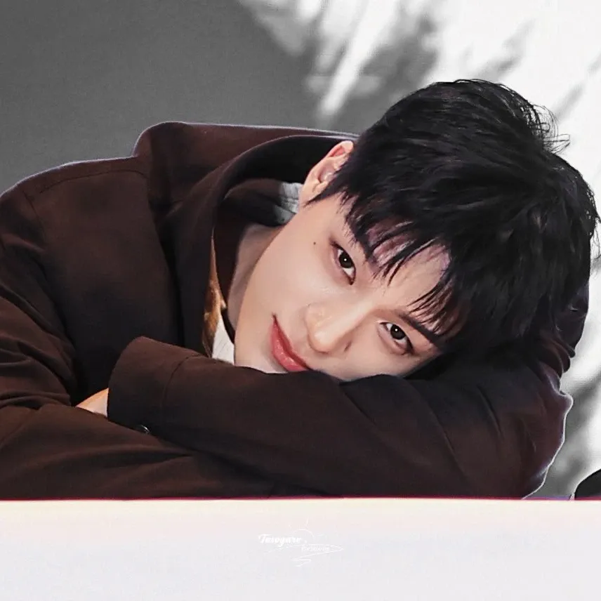 Foto aktivitas terbaru Jeno (NCT DREAM)