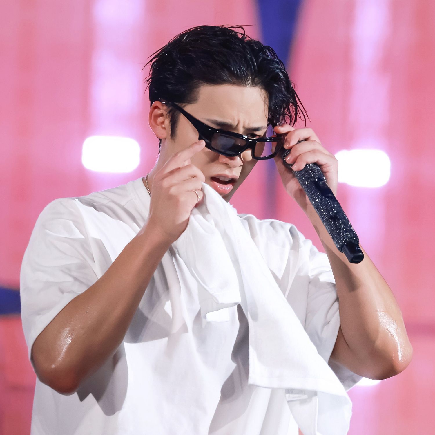 A moment captured by Mingyu (SEVENTEEN)'s fan