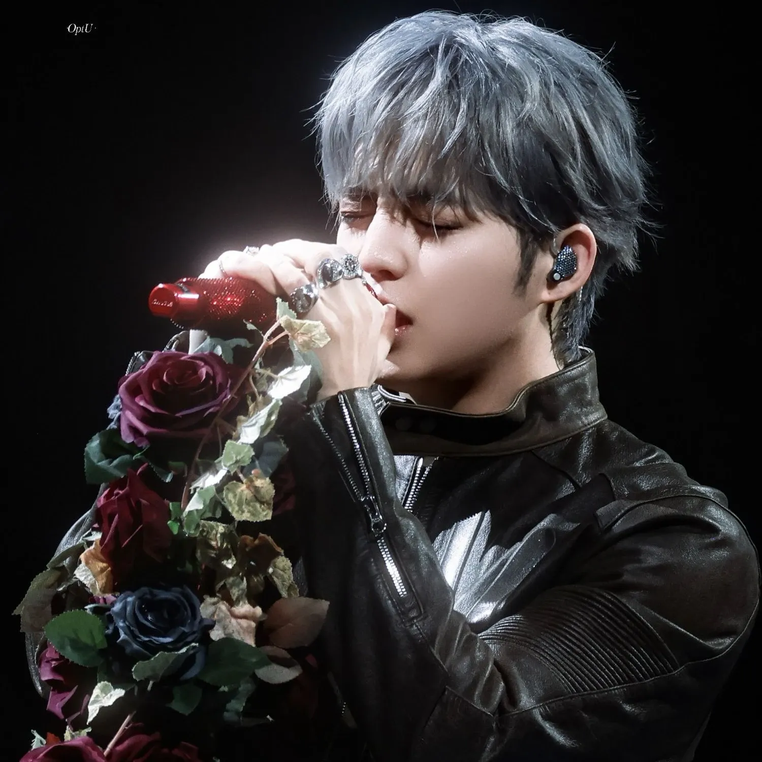 Recent activity shot of S.Coups (SEVENTEEN)