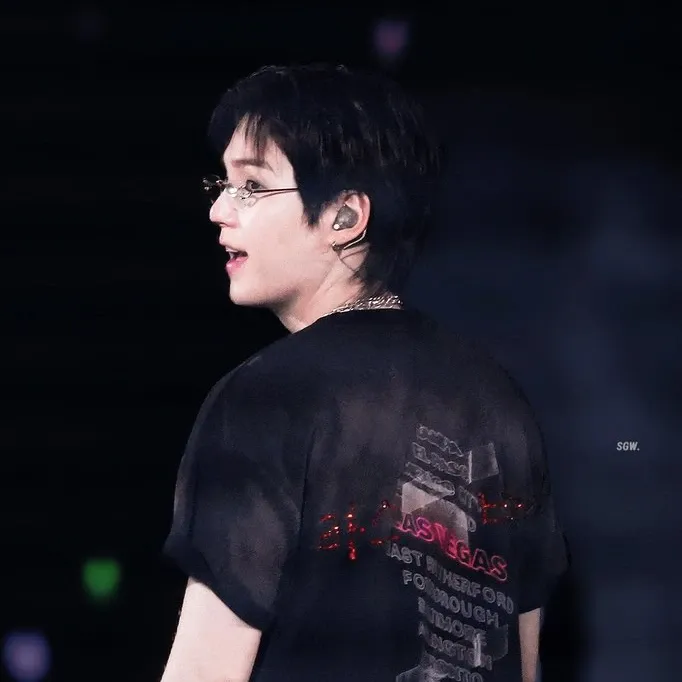 Potret di balik layar SUGA (BTS)
