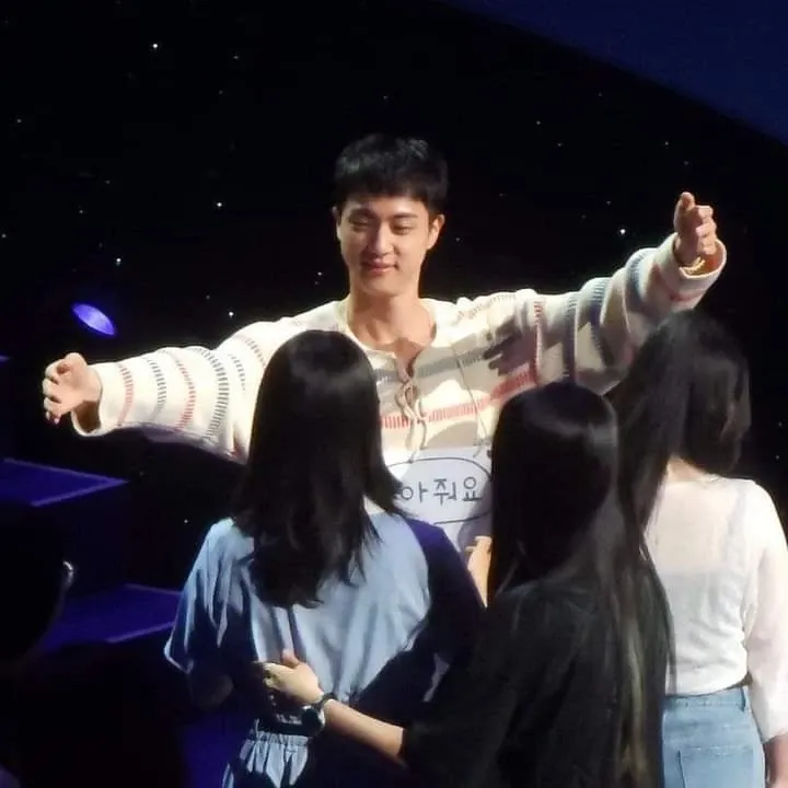 진 (방탄소년단) 최근 활동샷