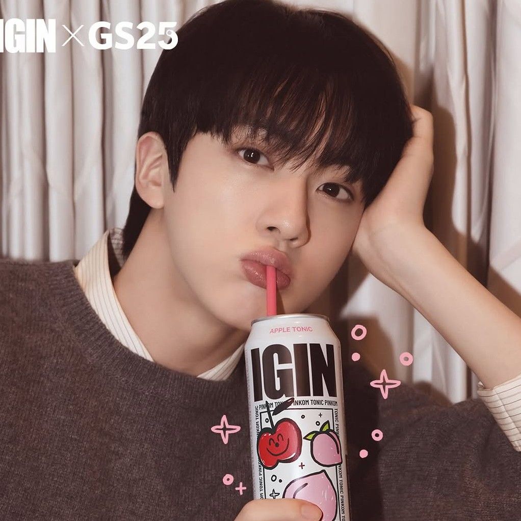 진 (방탄소년단) 최근 활동샷