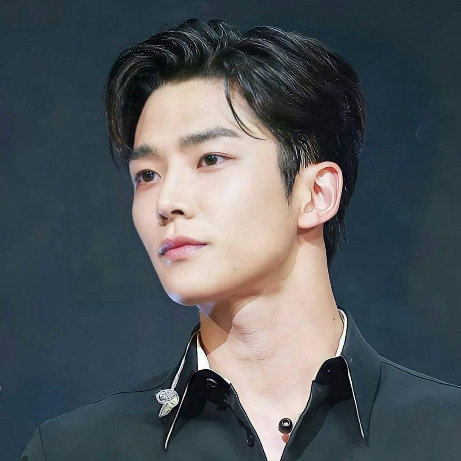 Behind-the-scenes cut of Rowoon