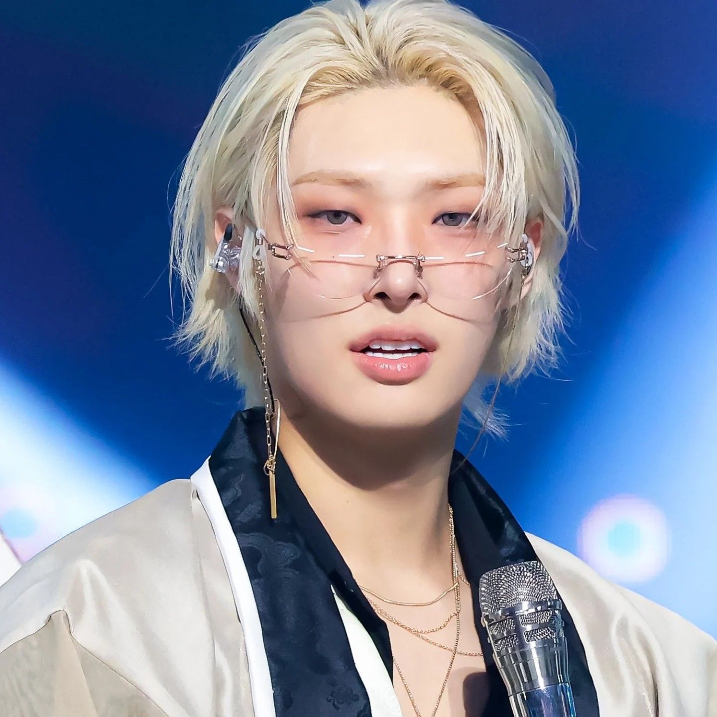 A moment captured by Mingi (ATEEZ)'s fan