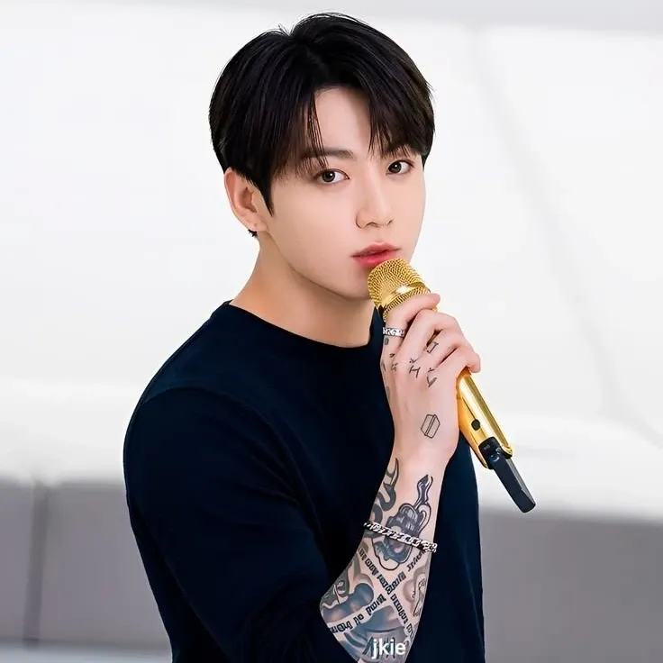 정국 (방탄소년단) 최근 활동샷