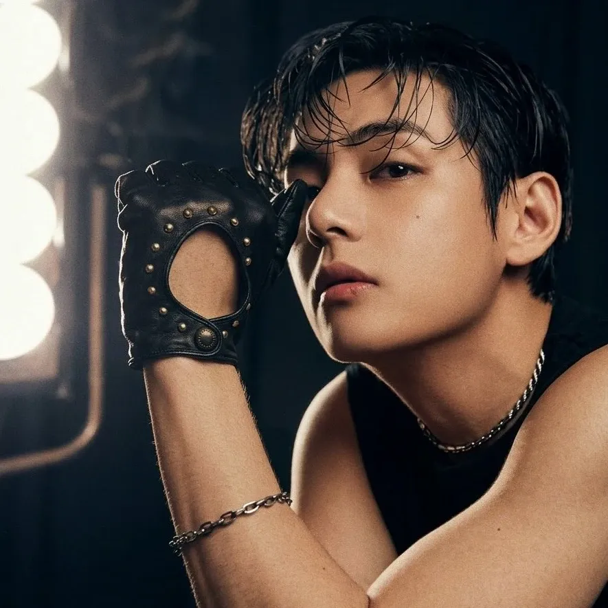 V (BTS)の最新写真